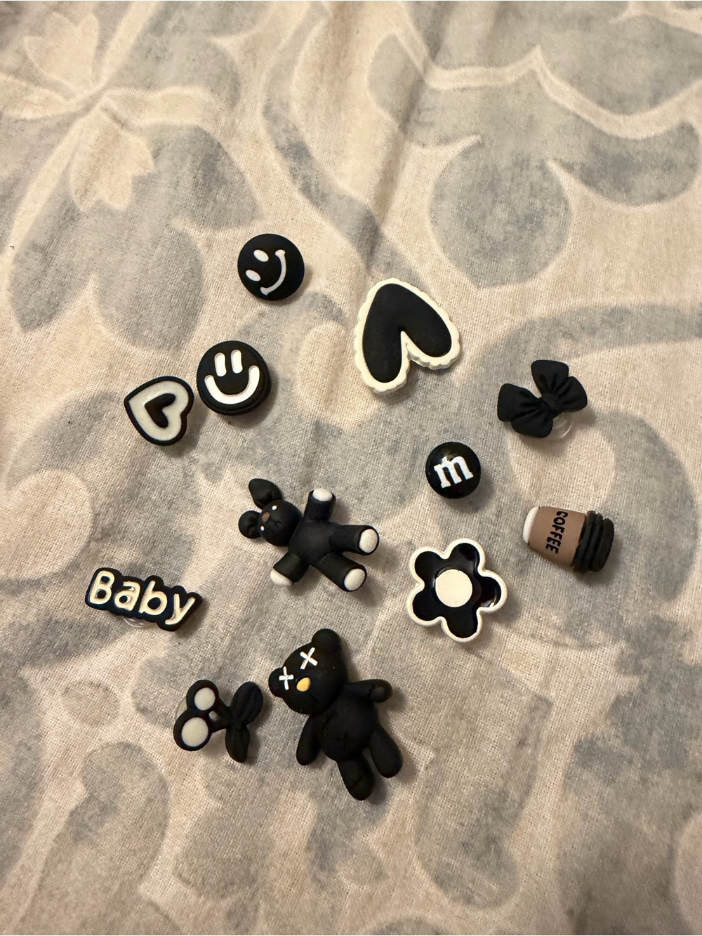 Jibbitz Black & White Theme Croc Charms Set